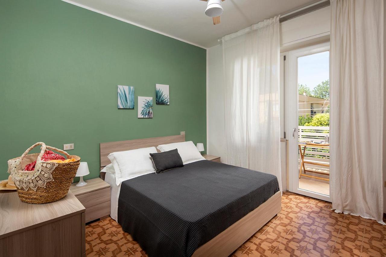 Appartamenti Villa Miramare Rimini Eksteriør bilde
