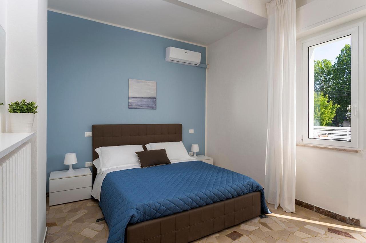 Appartamenti Villa Miramare Rimini Eksteriør bilde