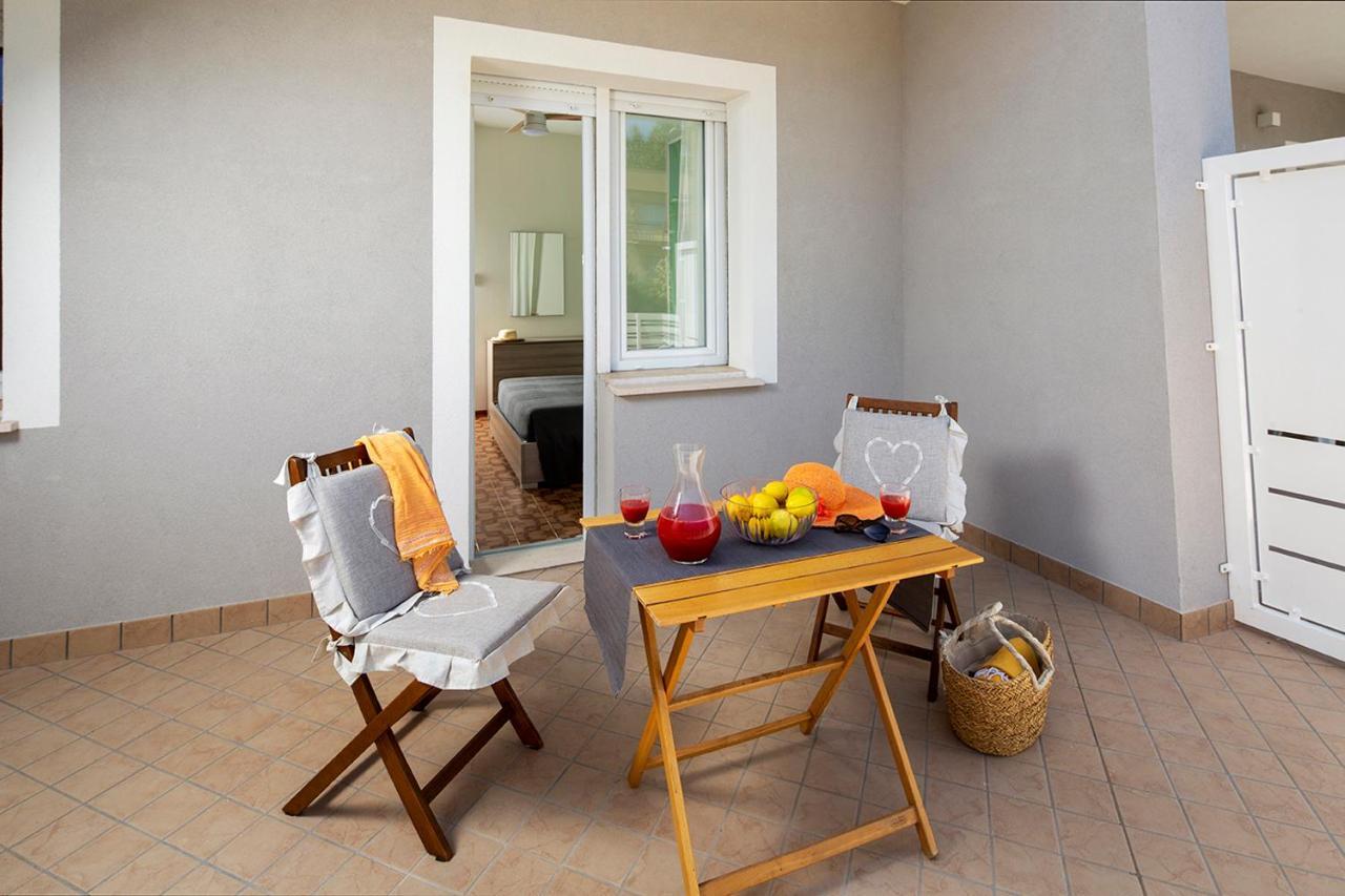 Appartamenti Villa Miramare Rimini Eksteriør bilde