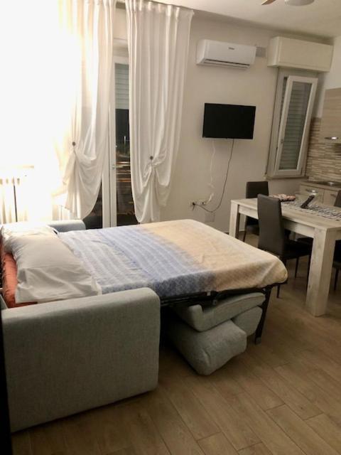Appartamenti Villa Miramare Rimini Eksteriør bilde